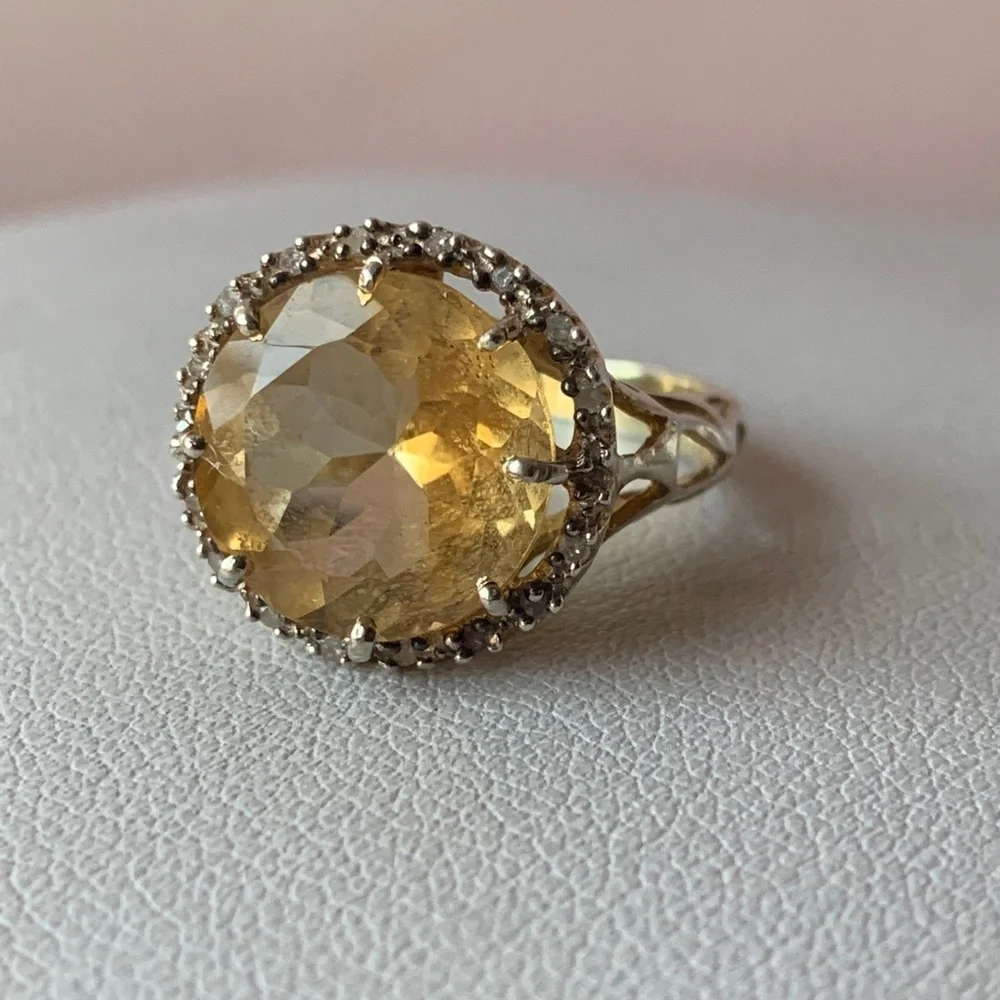 VINTAGE ROUND YELLOW CITRINE CZ STERLING SILVER RING